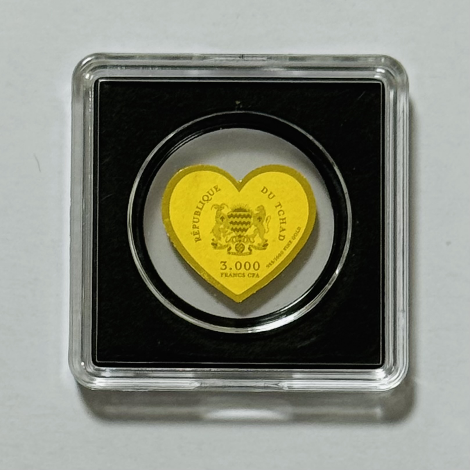 チャド2026年 ハートシェイプ 1/1,000oz3,000フラン金貨〈箱＋保証書付き〉